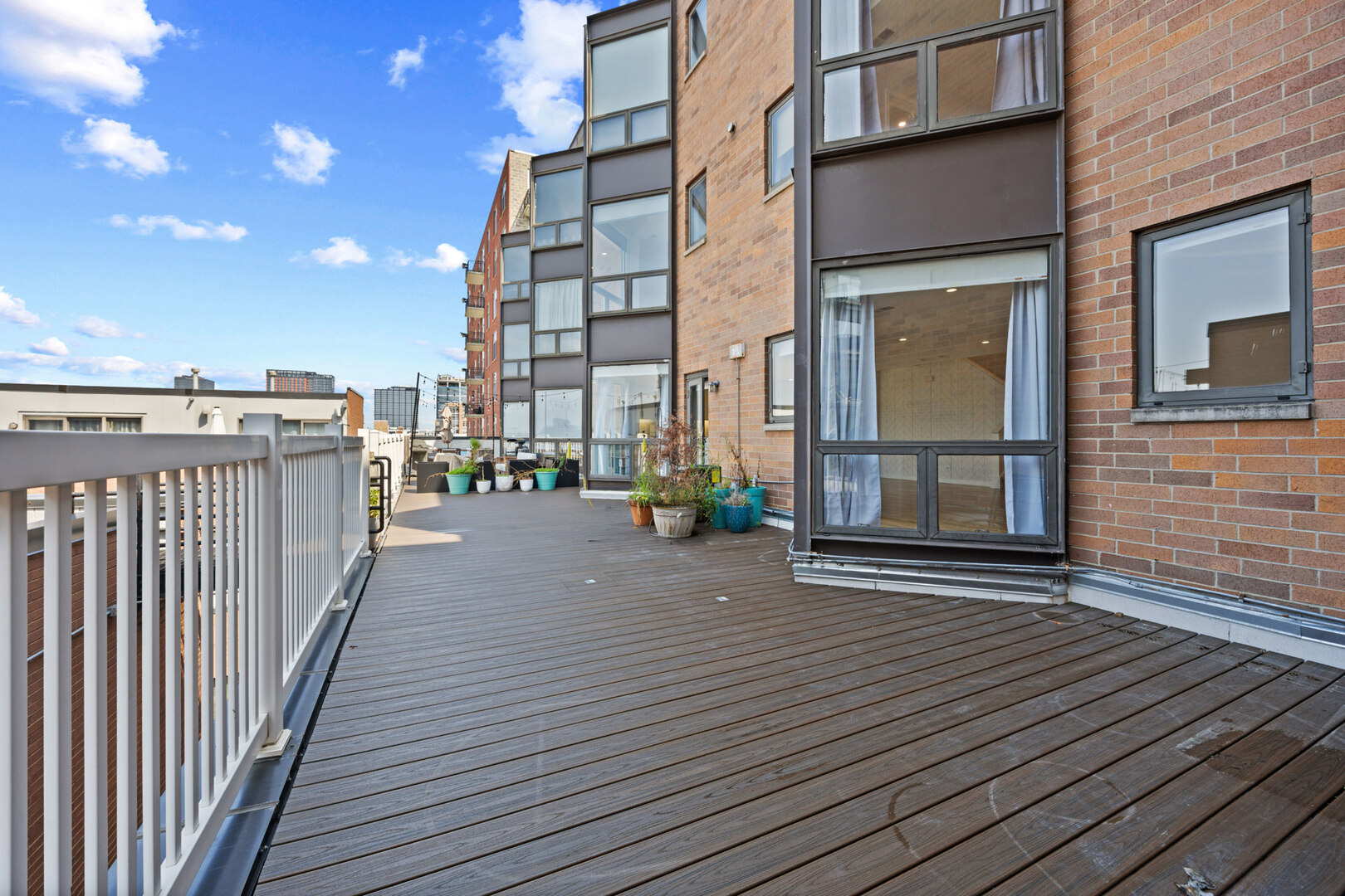 222 S Racine Avenue Unit: 403