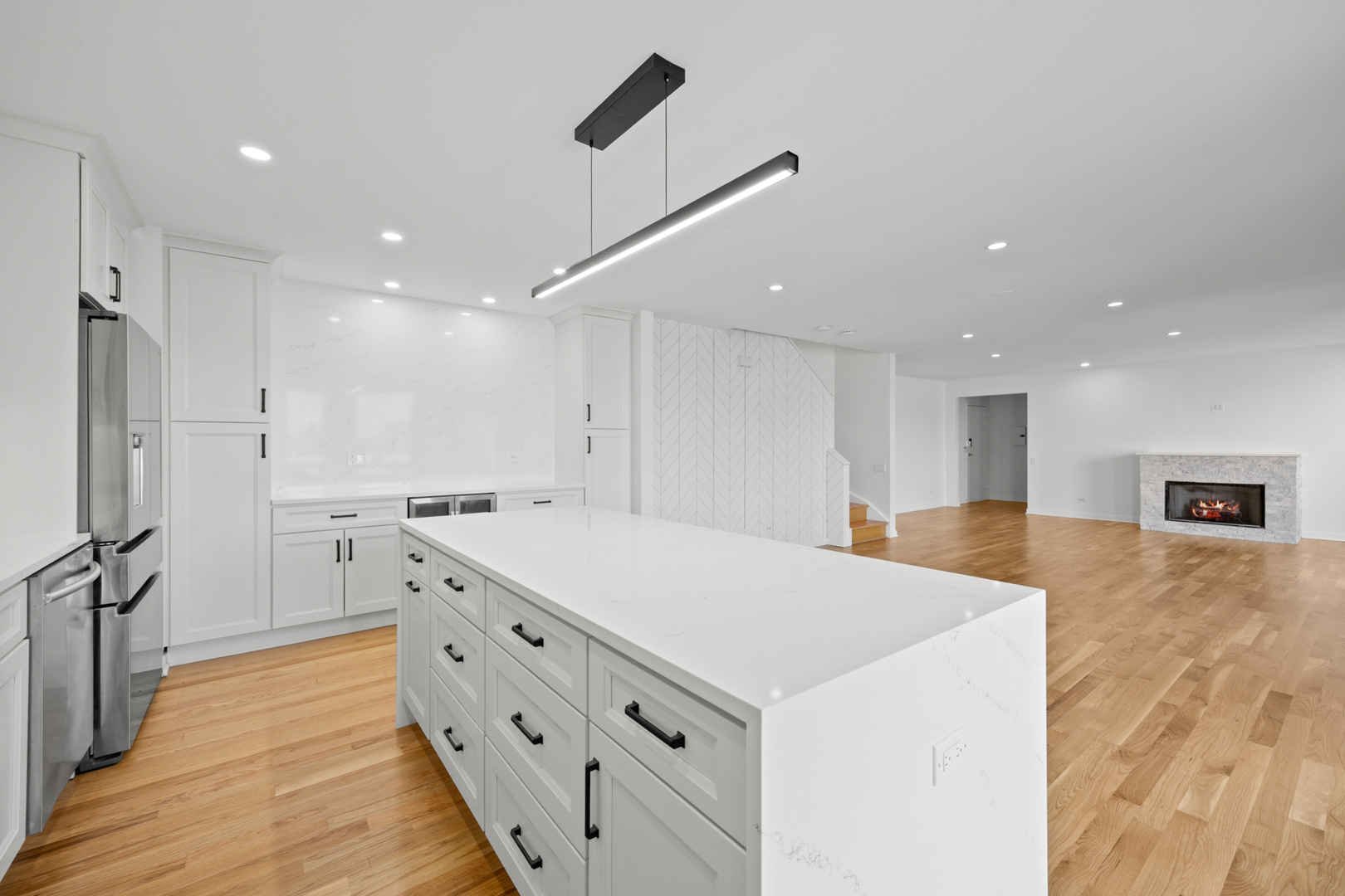 222 S Racine Avenue Unit: 403