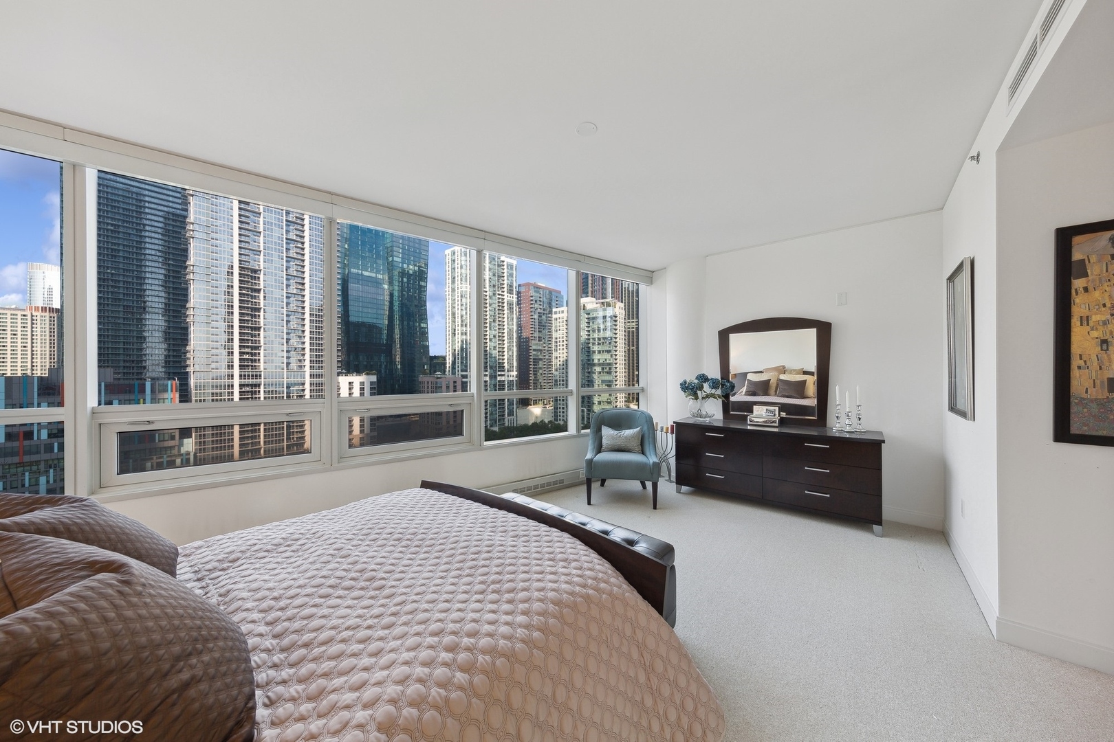 340 E Randolph Street Unit: 1000