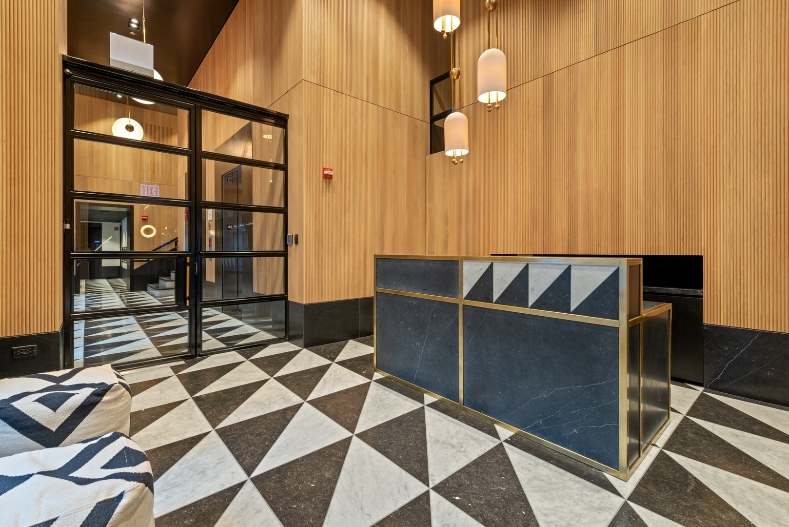 403 N Wabash Avenue Unit: 7A