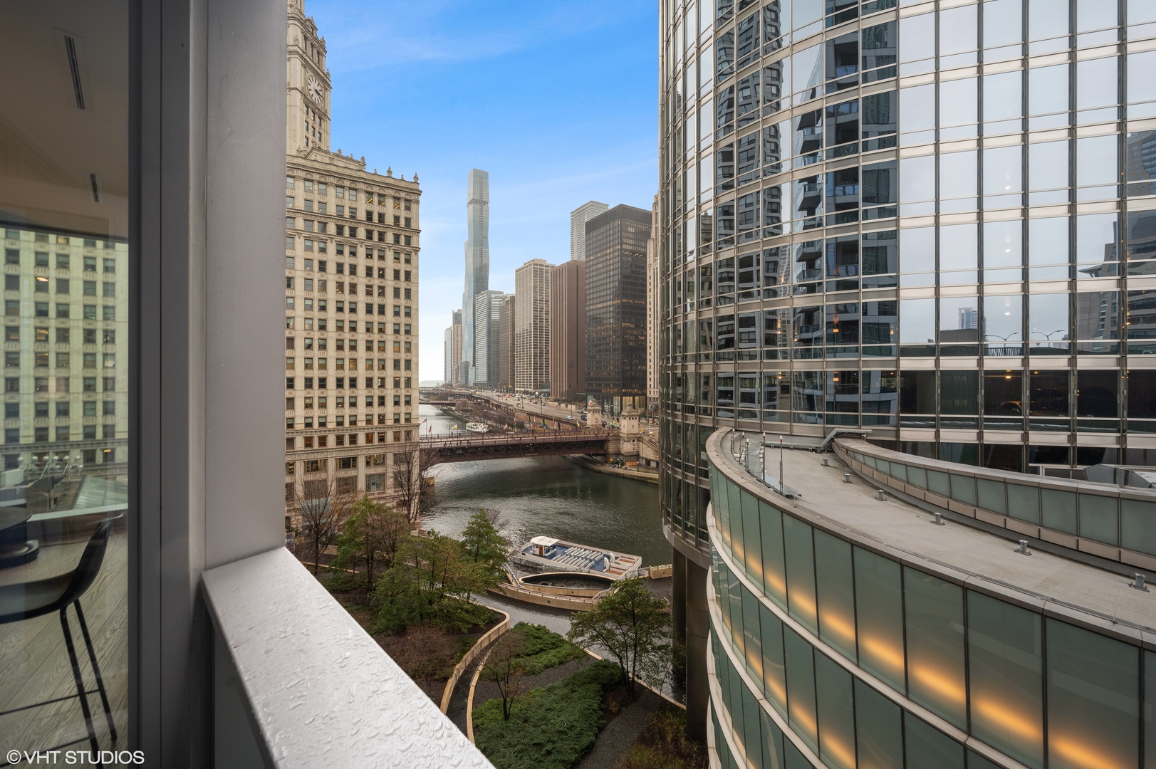 403 N Wabash Avenue Unit: 7A