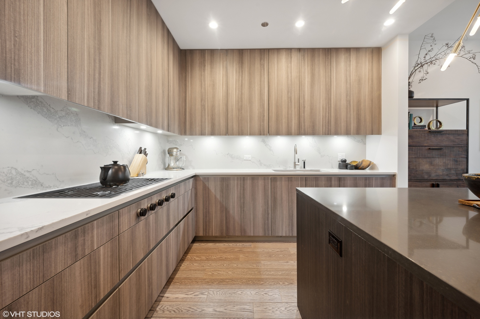 403 N Wabash Avenue Unit: 7A