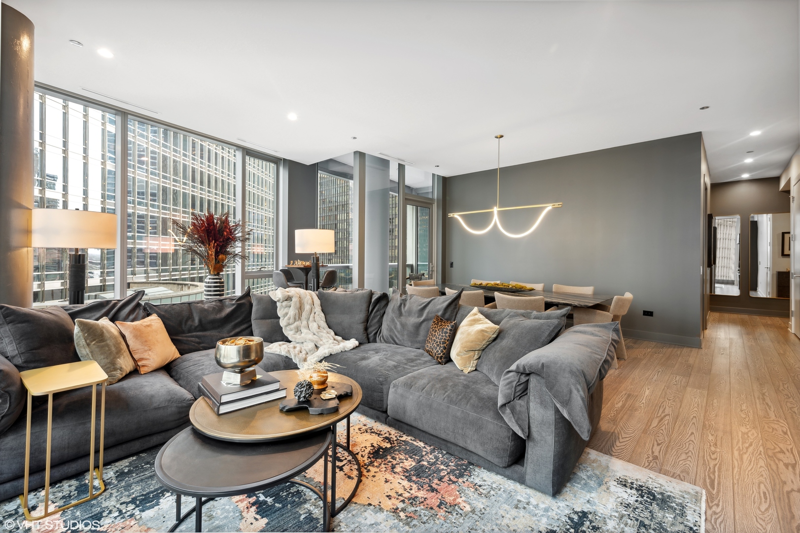 403 N Wabash Avenue Unit: 7A