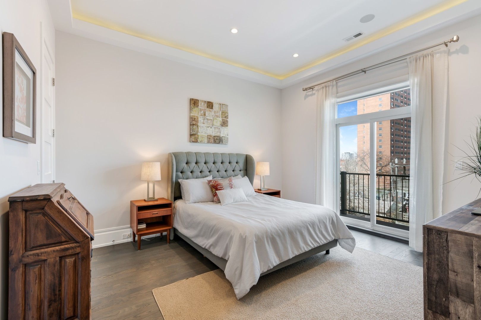 1404 W Chicago Avenue Unit: 4