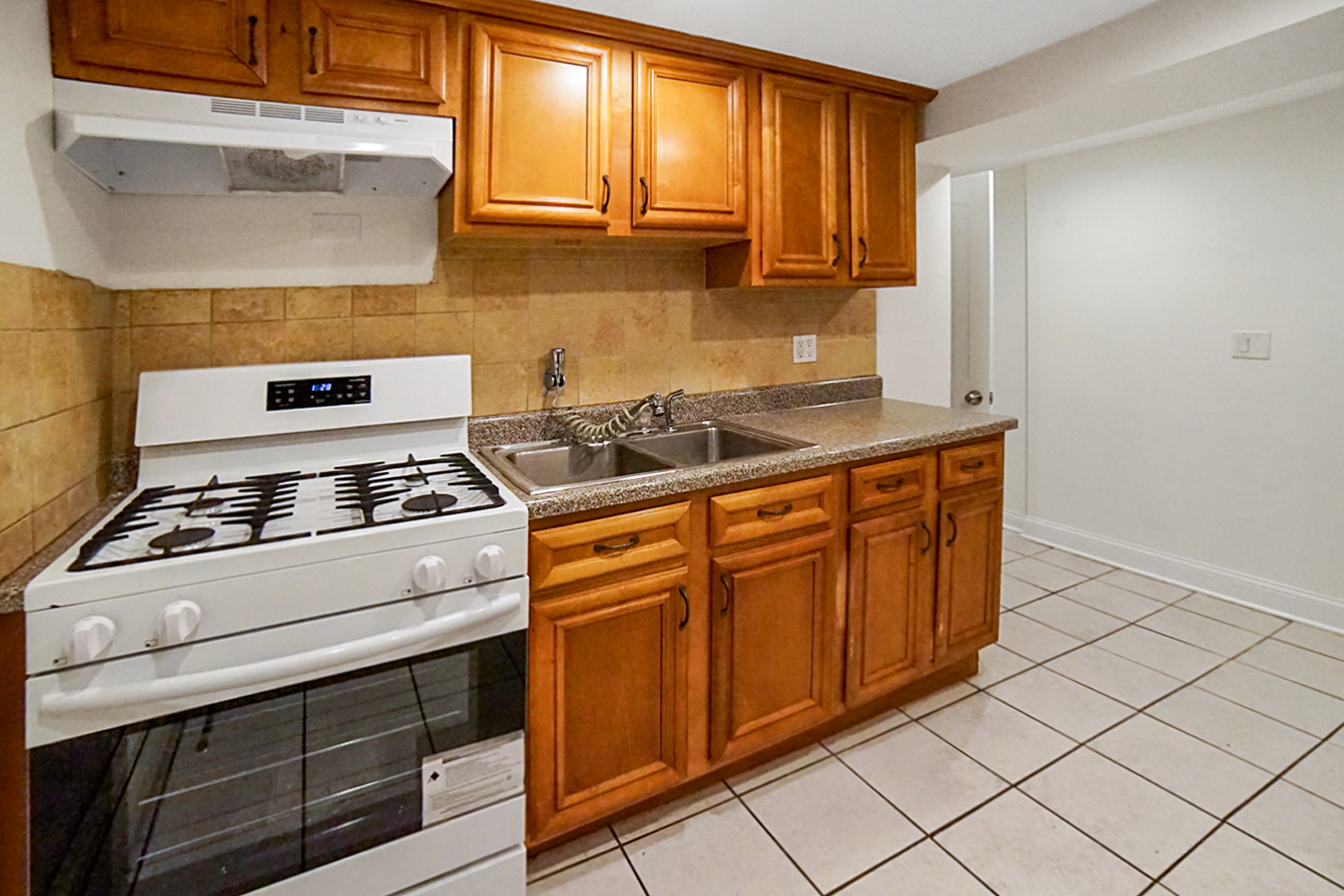 5028 W Pensacola Avenue Unit: G