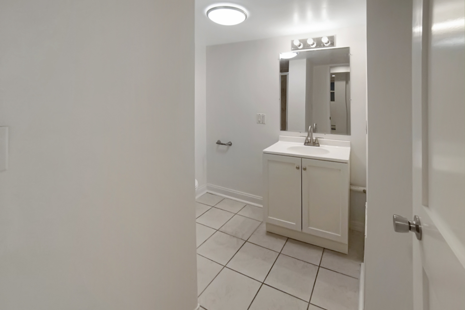 5028 W Pensacola Avenue Unit: G