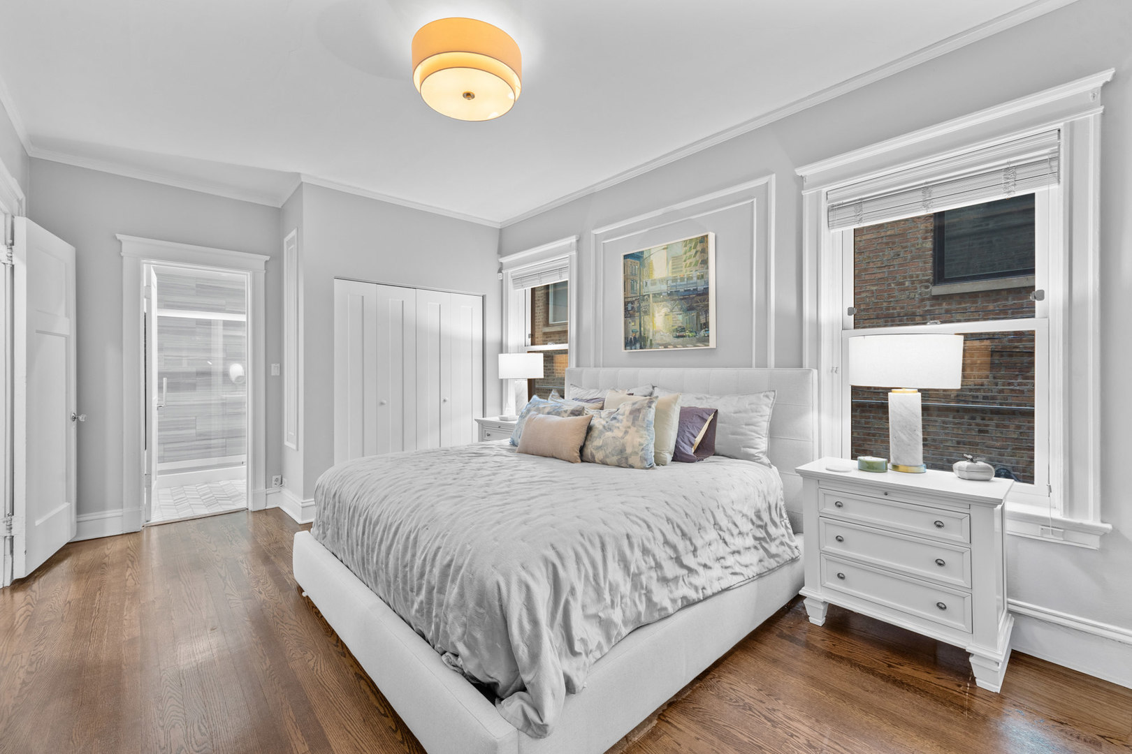 425 W Briar Place Unit: 1E