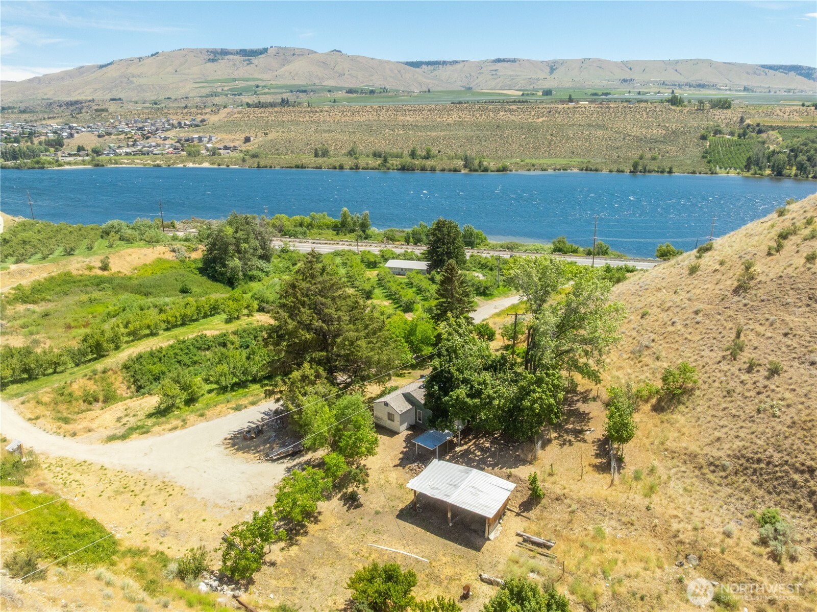 9932 Navarre Coulee Road