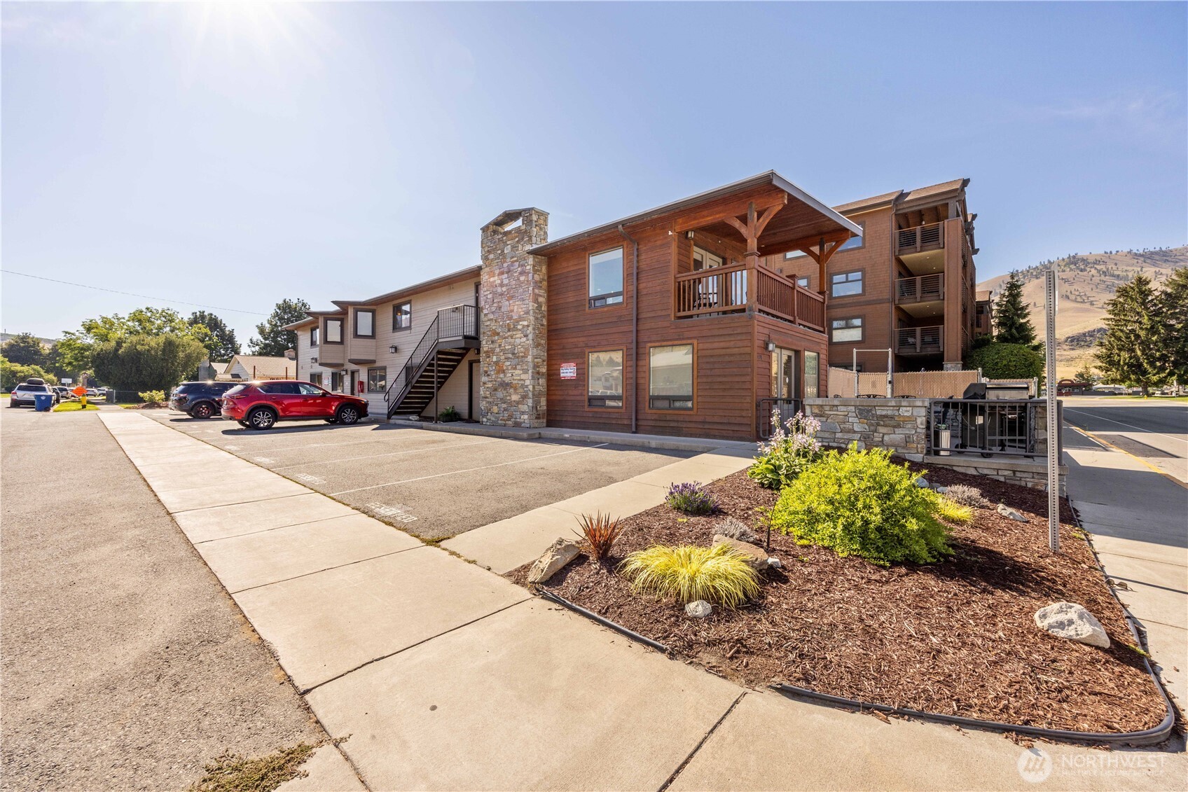 420 W Manson Road Unit: 6