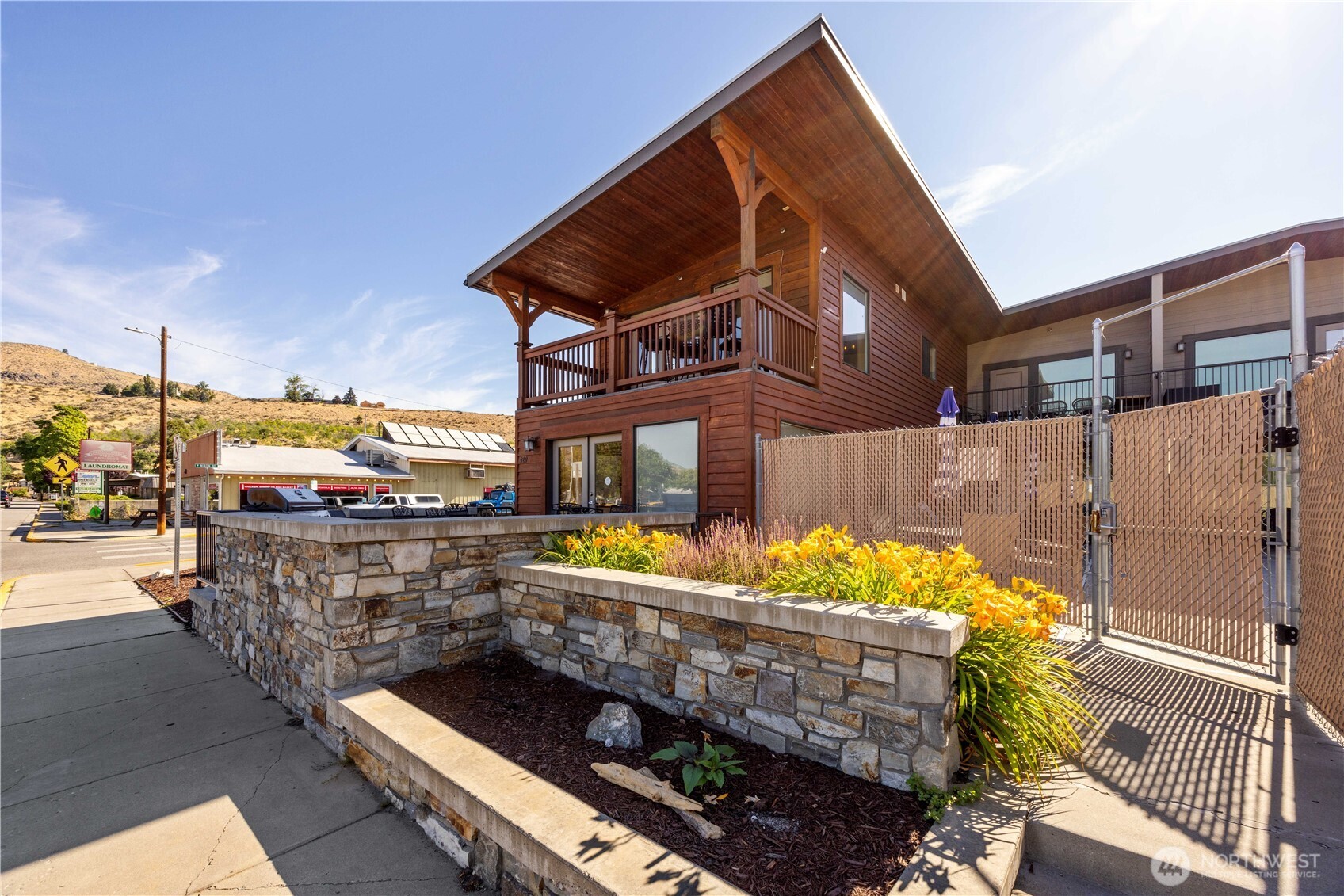 420 W Manson Road Unit: 6