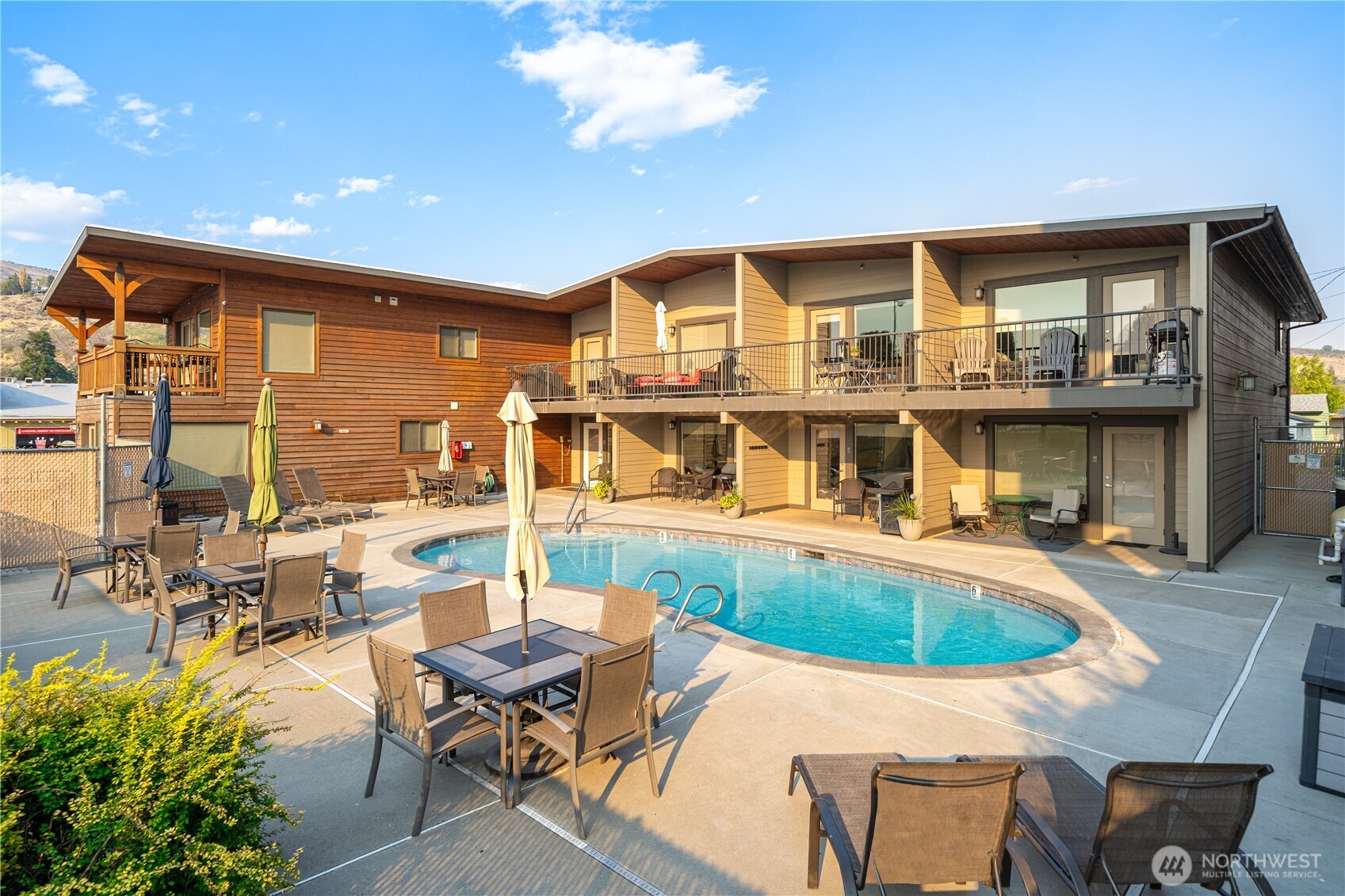 420 W Manson Road Unit: 6