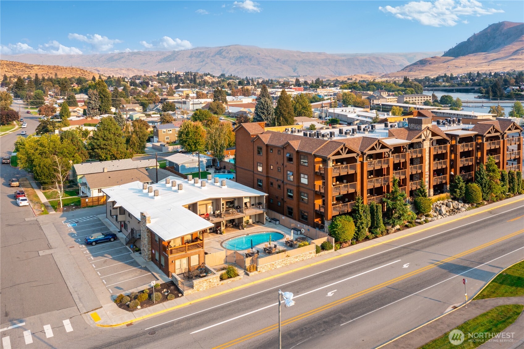 420 W Manson Road Unit: 6