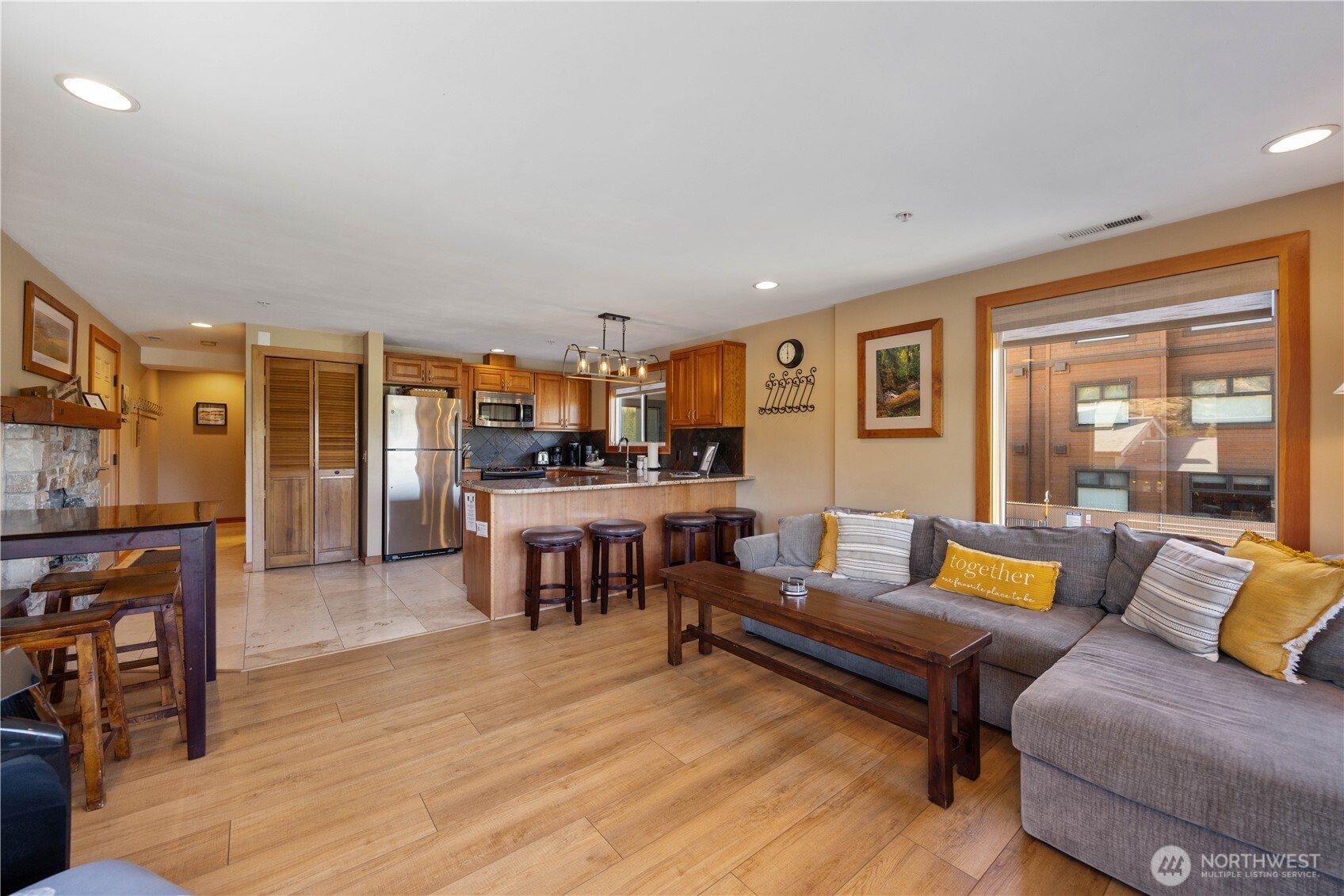 420 W Manson Road Unit: 6