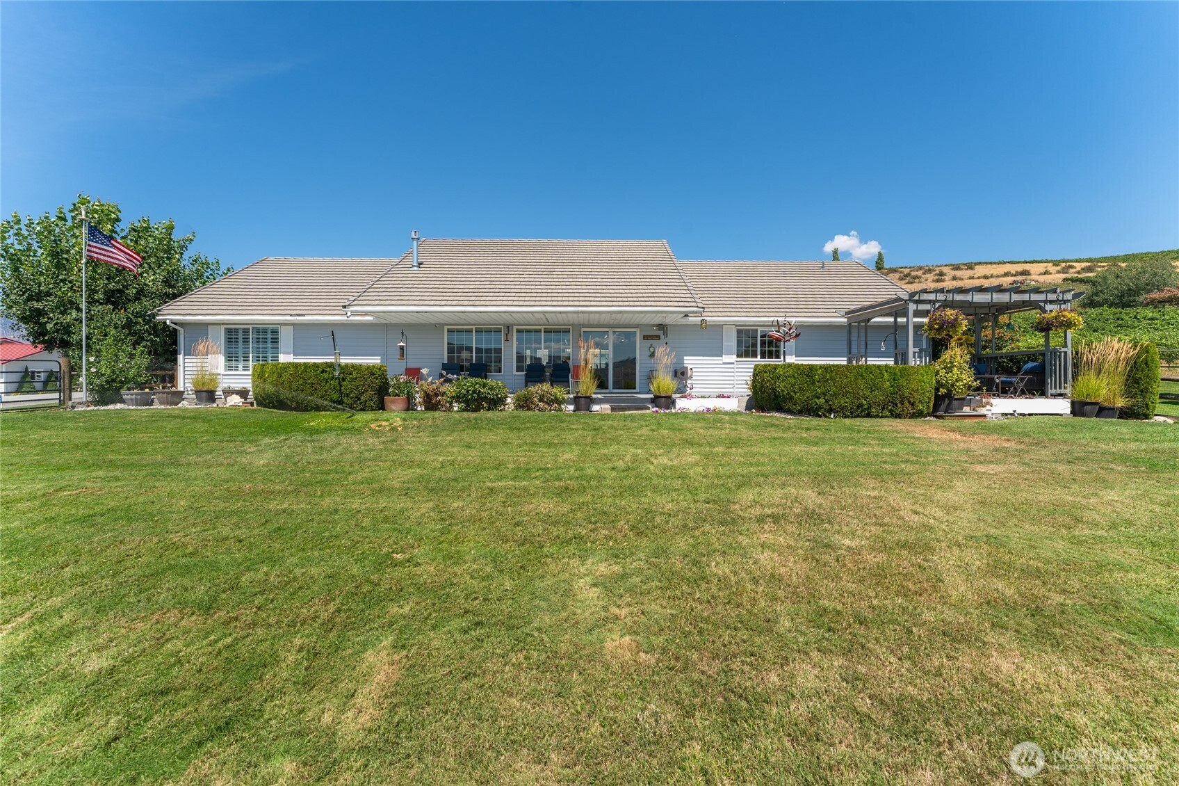 52 Hilly Lane