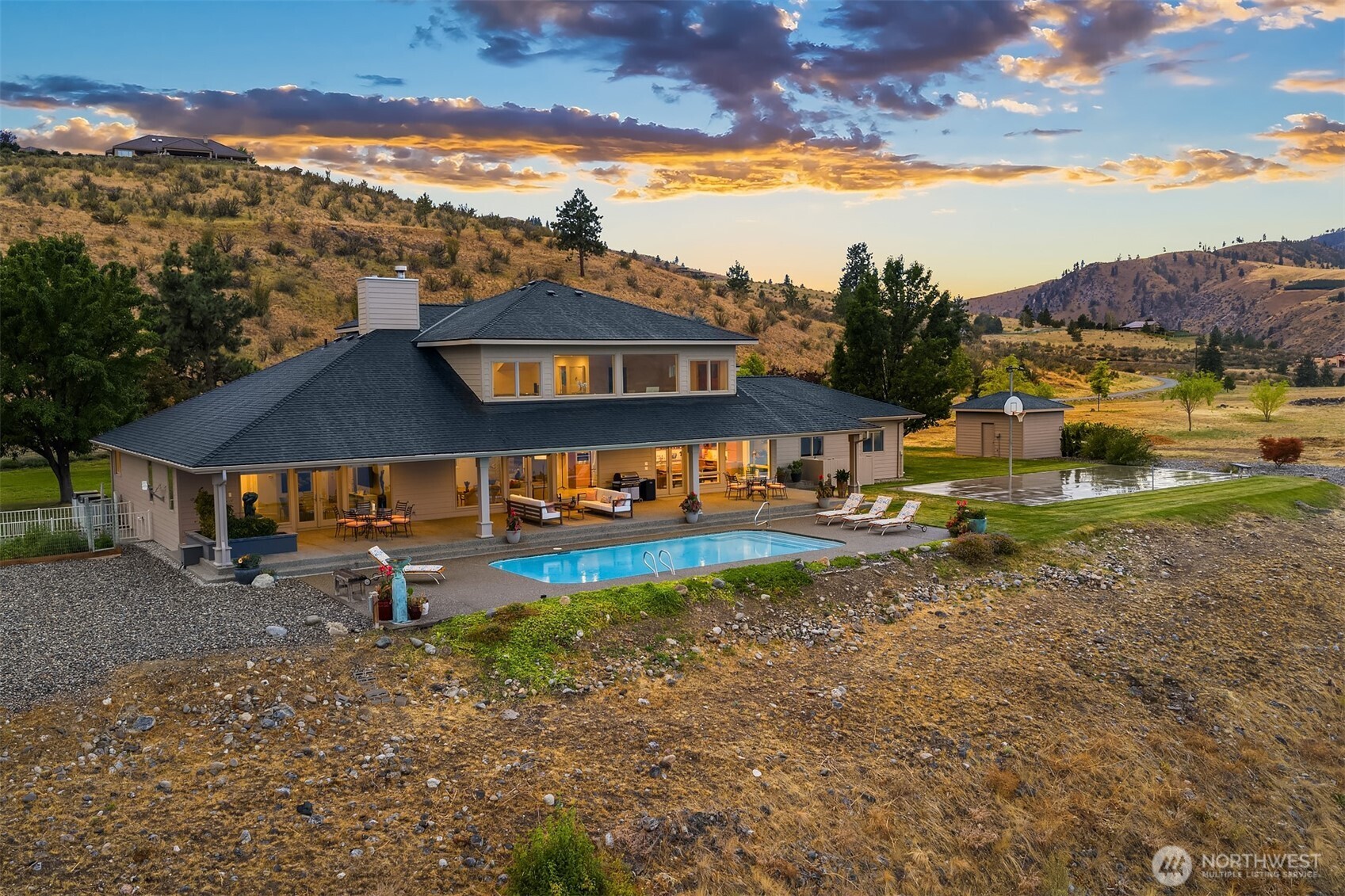 450 Hawks Meadow Road
