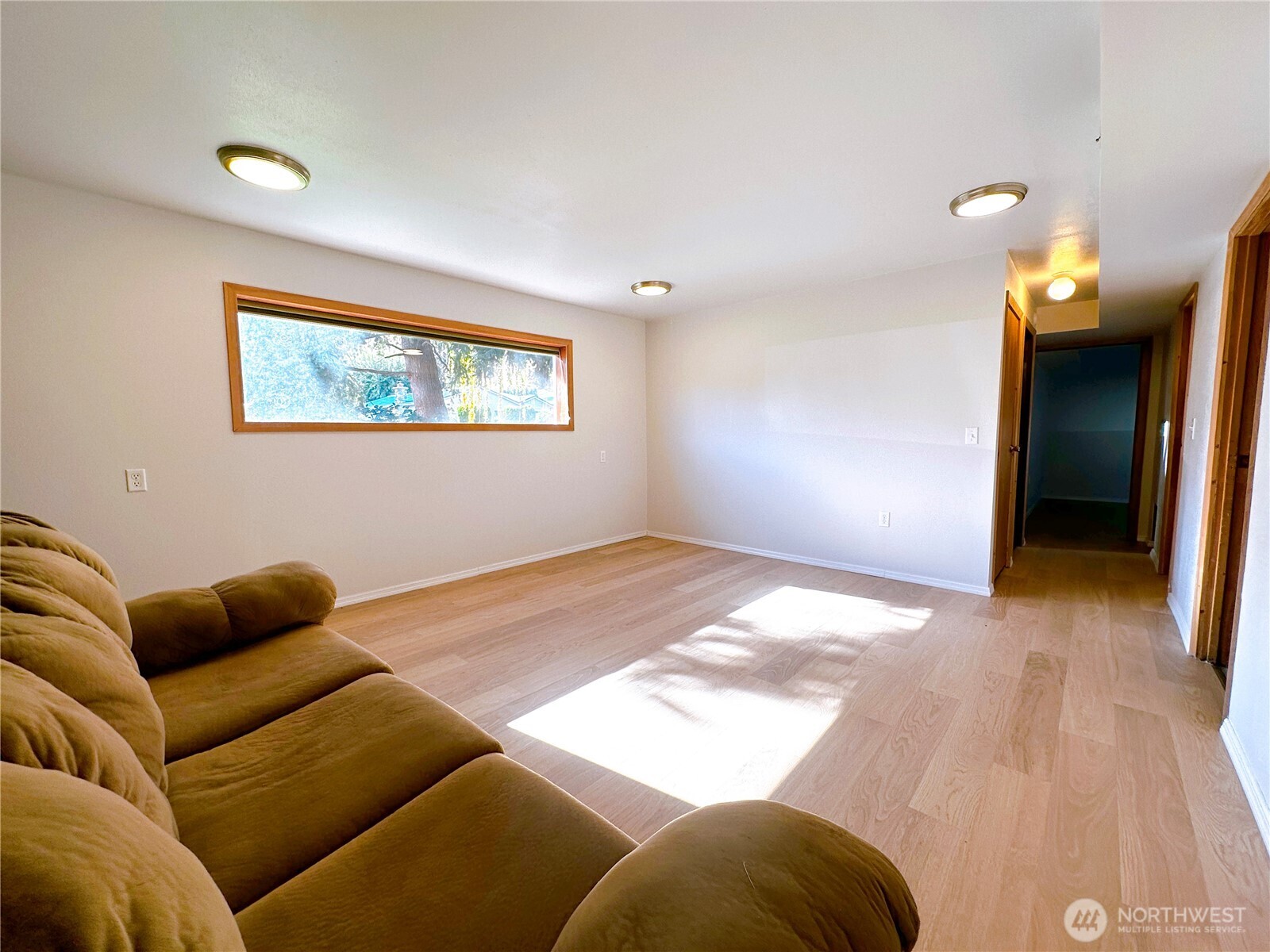 227 E Franklin