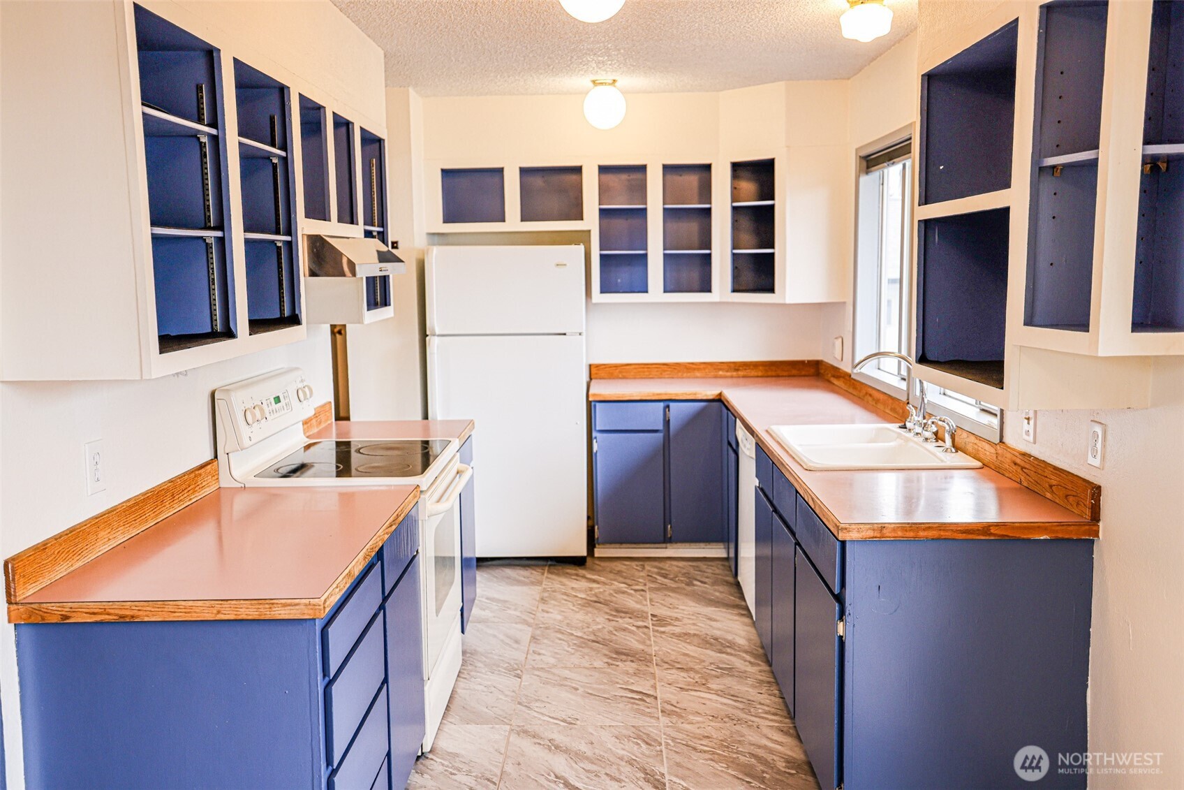 227 E Franklin