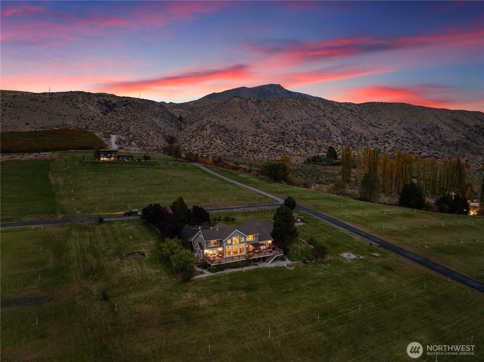 35 Sackett Glen Lane