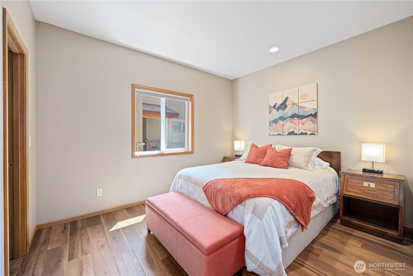 2031 W Terrace Avenue