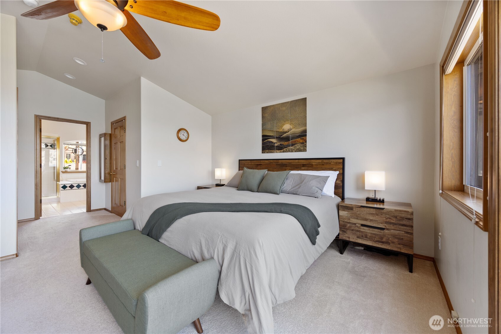 2031 W Terrace Avenue