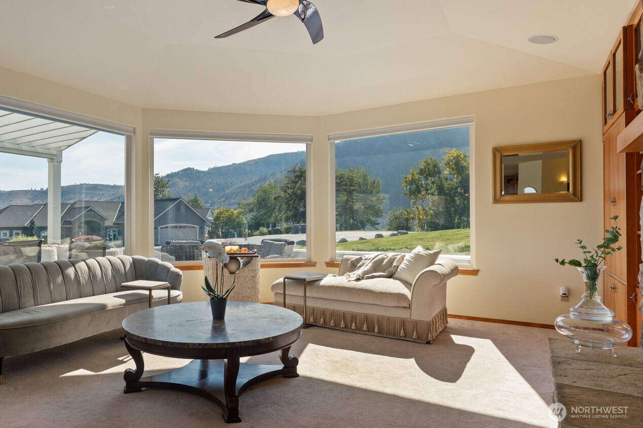 129 Chelan View Drive