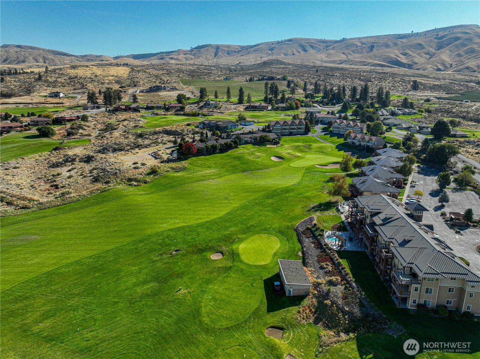 123 Red Hawk Dr Unit: 4