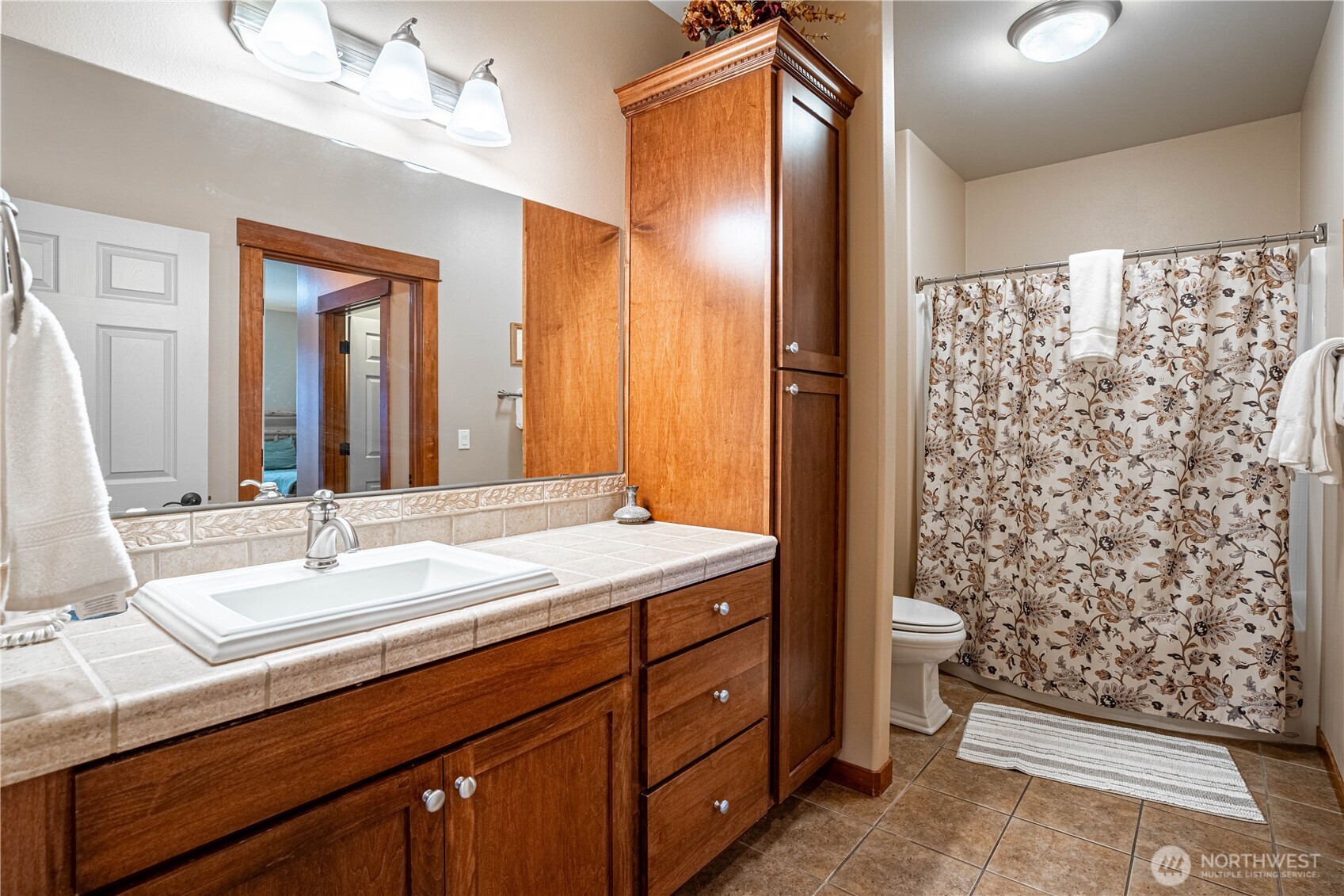 123 Red Hawk Dr Unit: 4