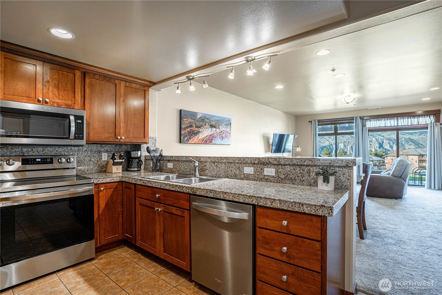 123 Red Hawk Dr Unit: 4