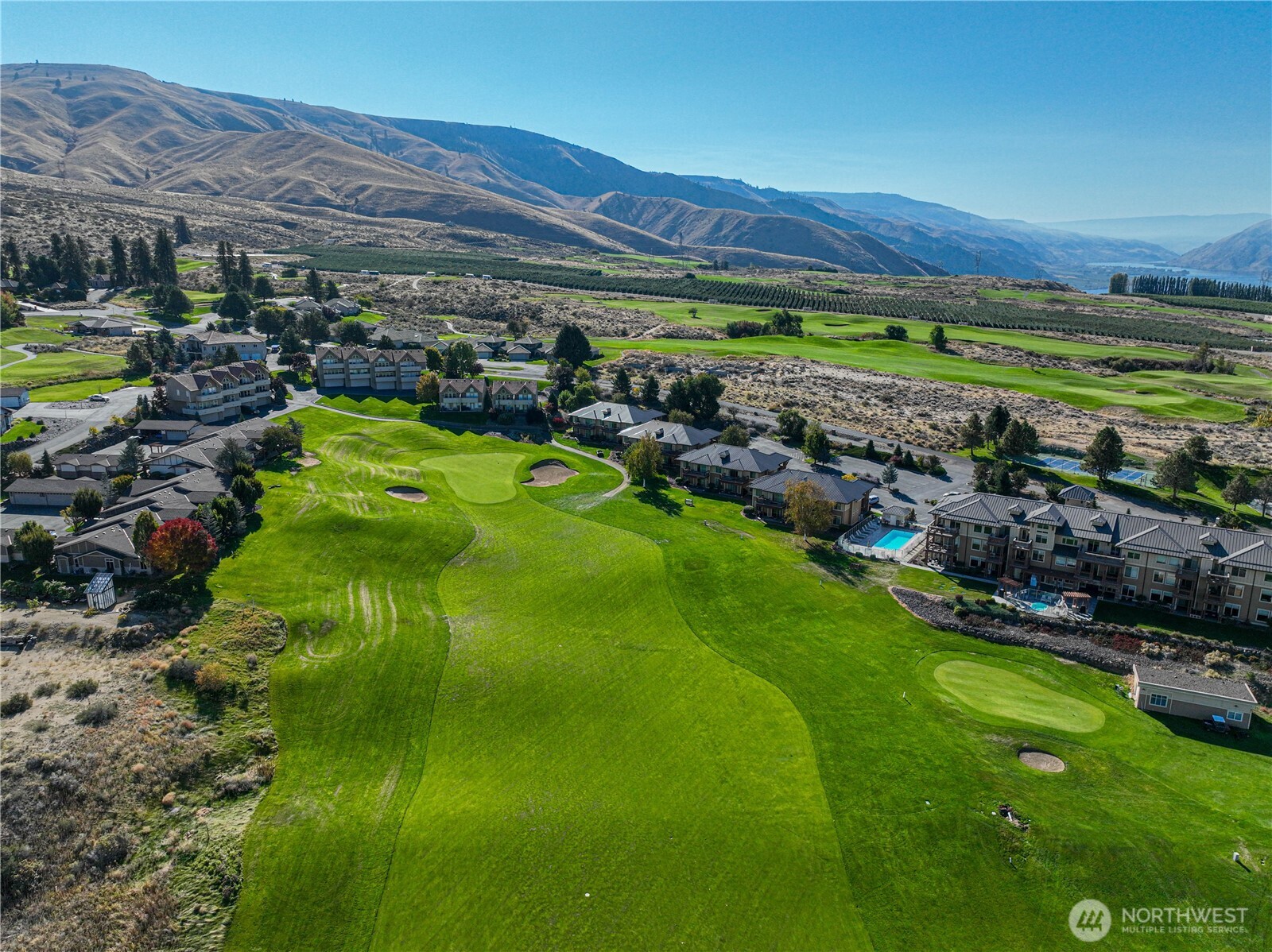 123 Red Hawk Dr Unit: 4