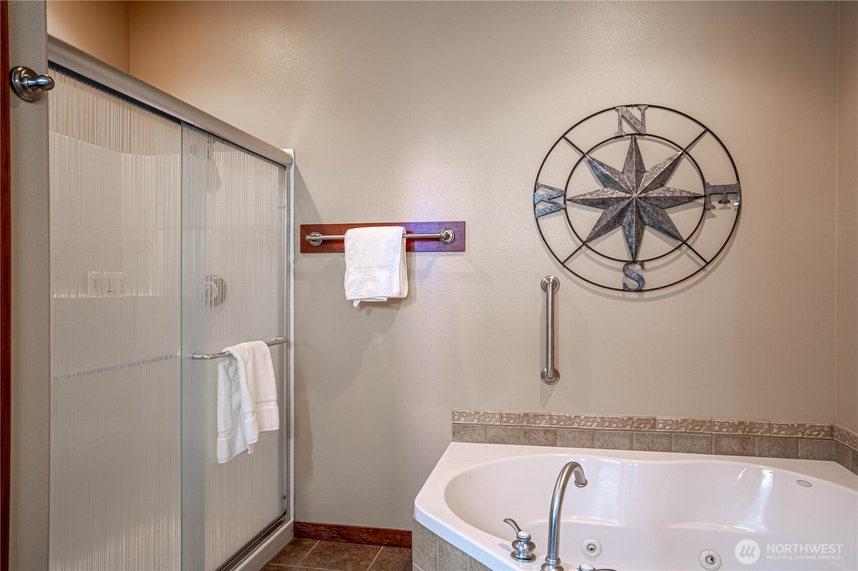 123 Red Hawk Dr Unit: 4