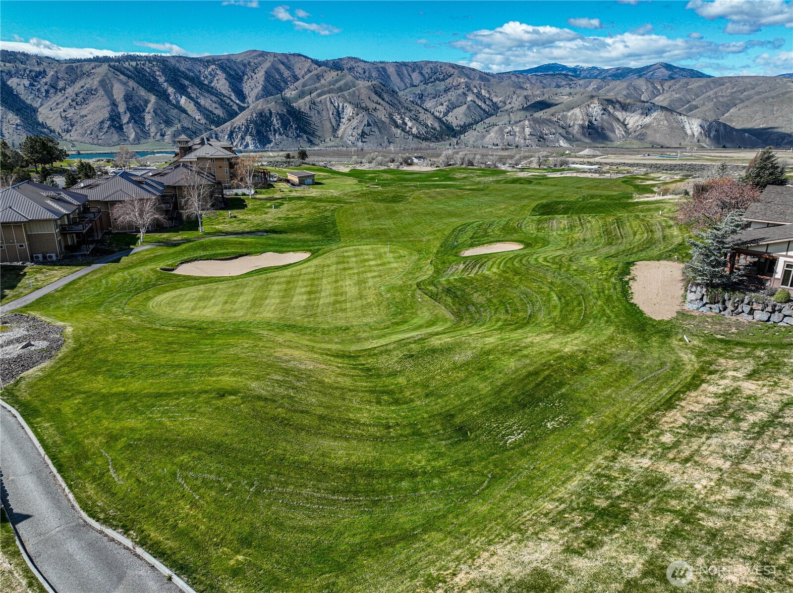 123 Red Hawk Dr Unit: 4