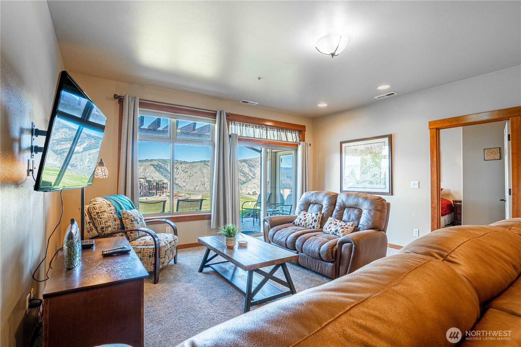 123 Red Hawk Dr Unit: 4