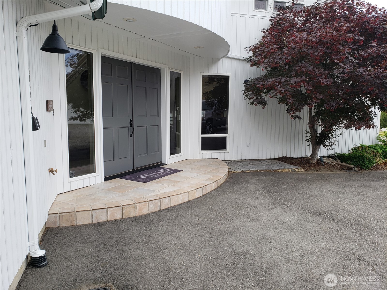 335 Henderson Road
