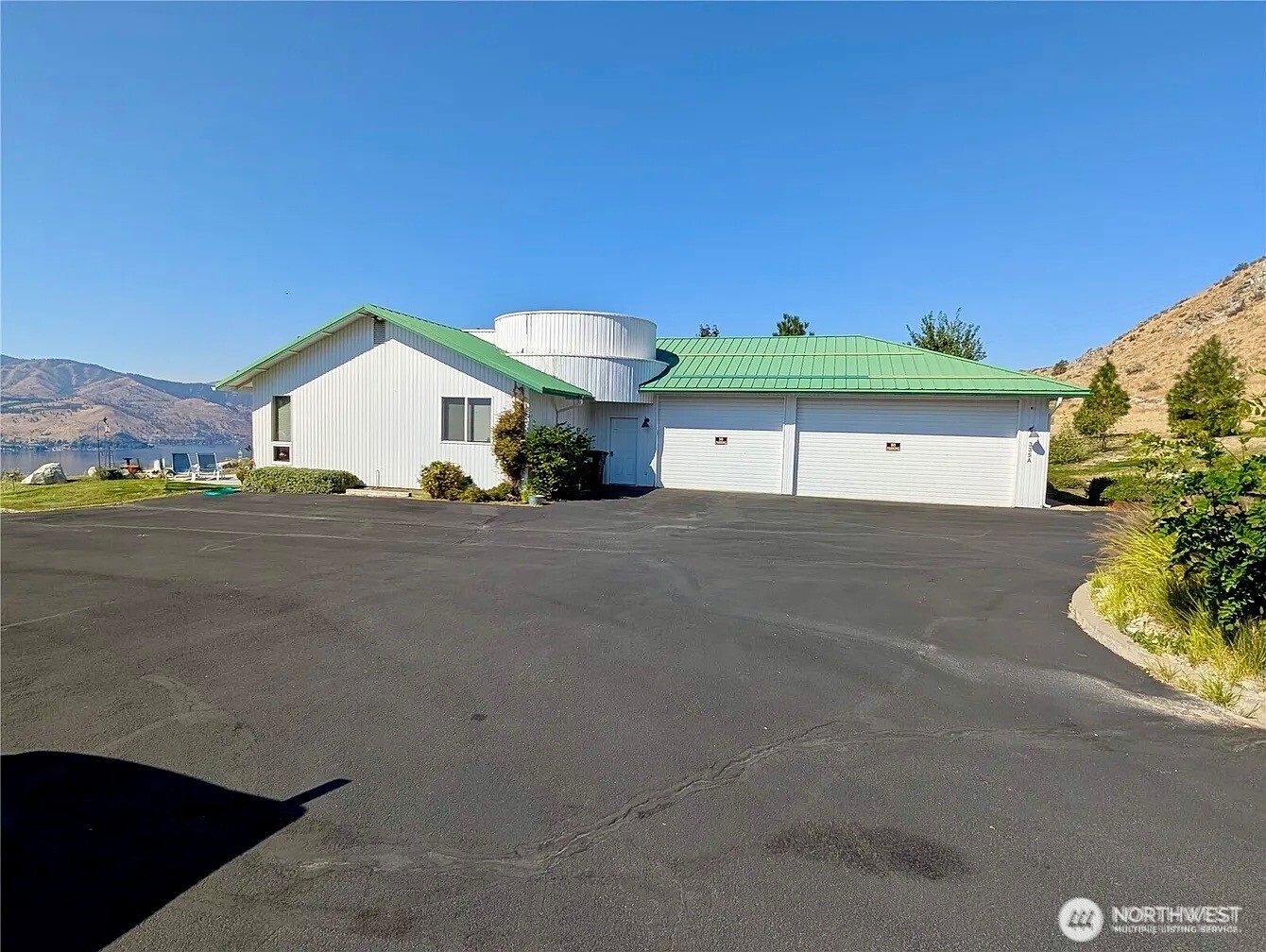 335 Henderson Road