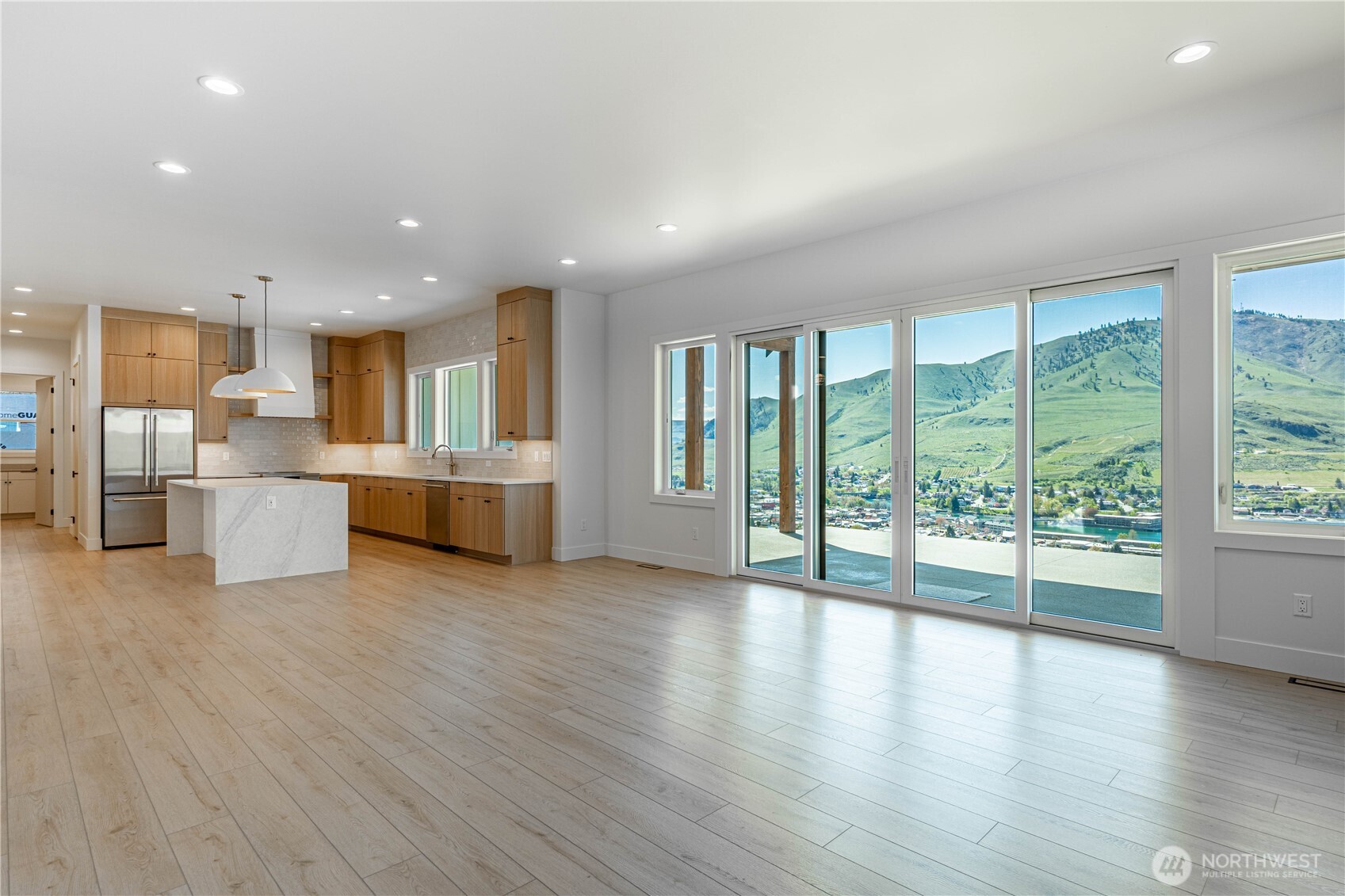 548 Harvest Ridge Drive