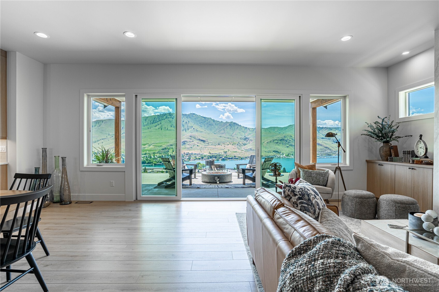 548 Harvest Ridge Drive