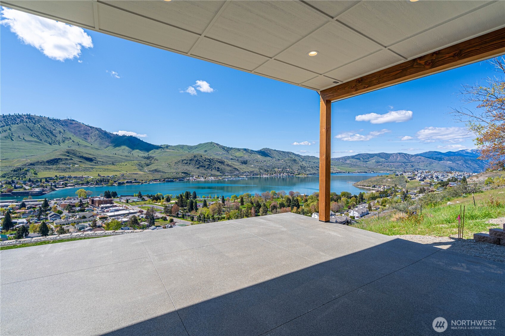 548 Harvest Ridge Drive