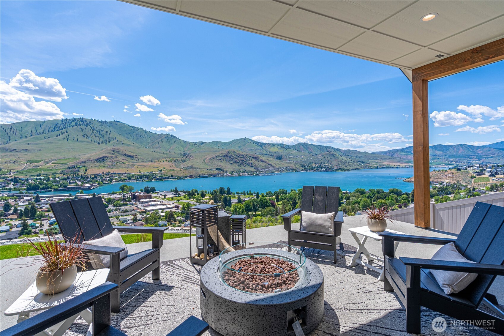 548 Harvest Ridge Drive