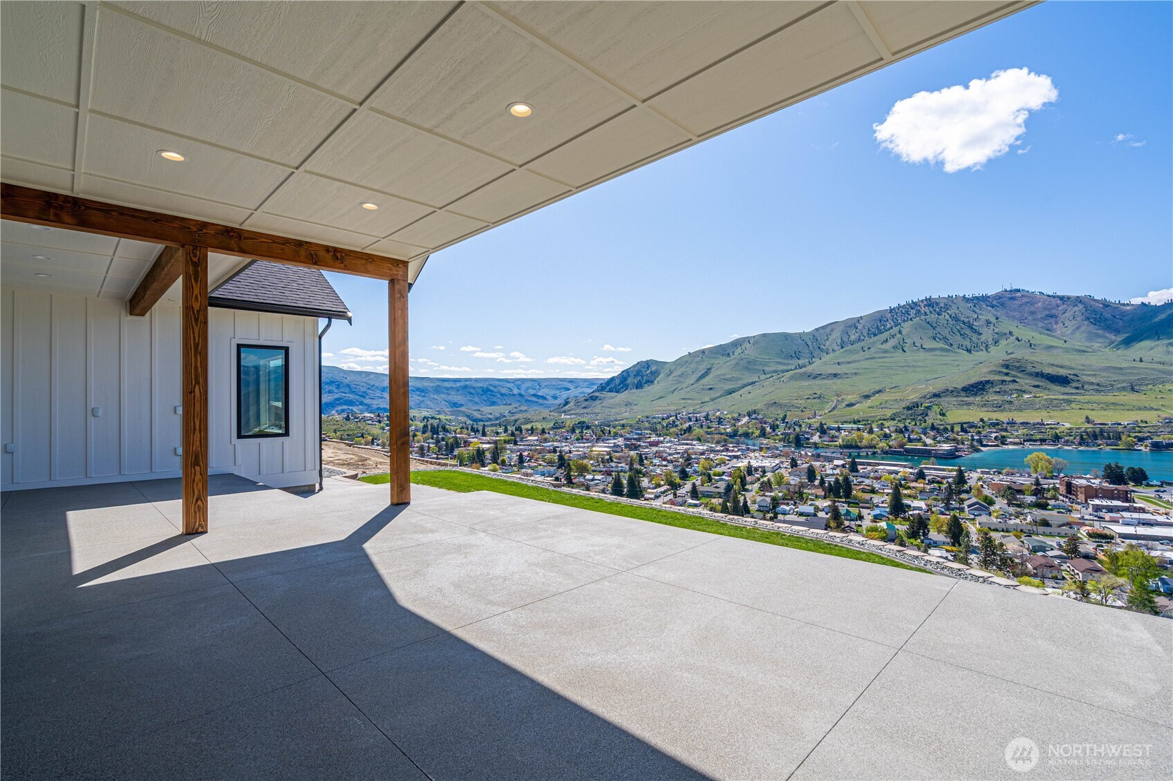 548 Harvest Ridge Drive