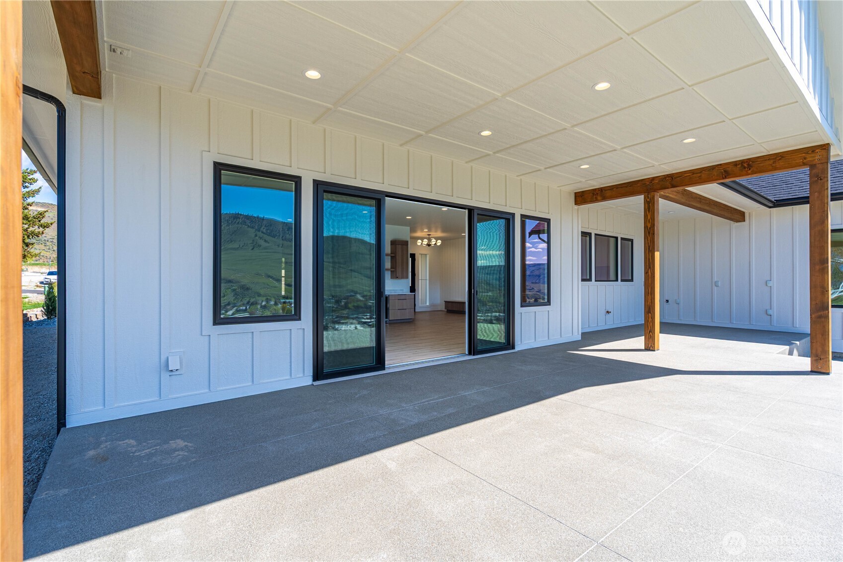 548 Harvest Ridge Drive