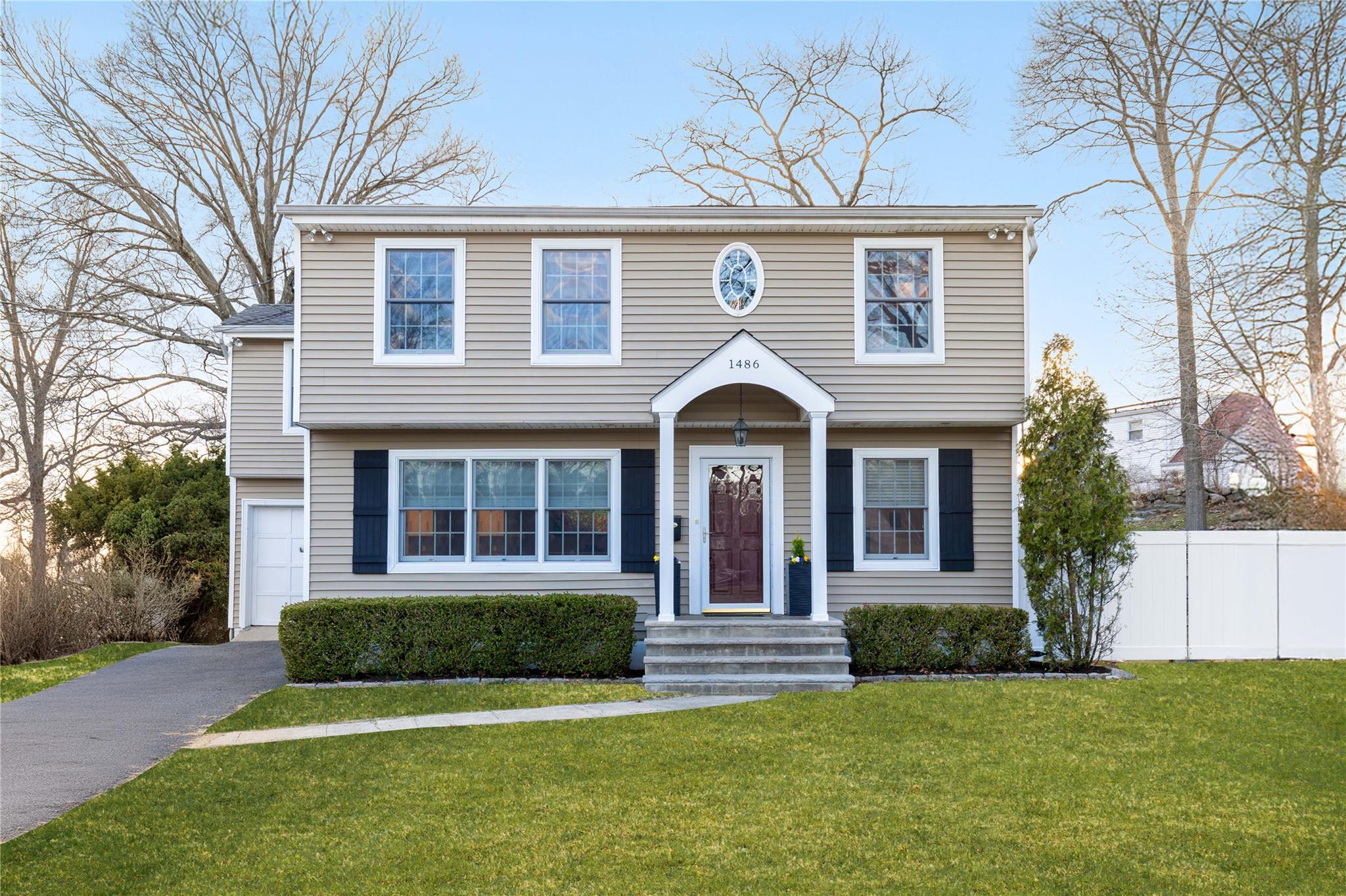 1486 Pine Knoll Lane