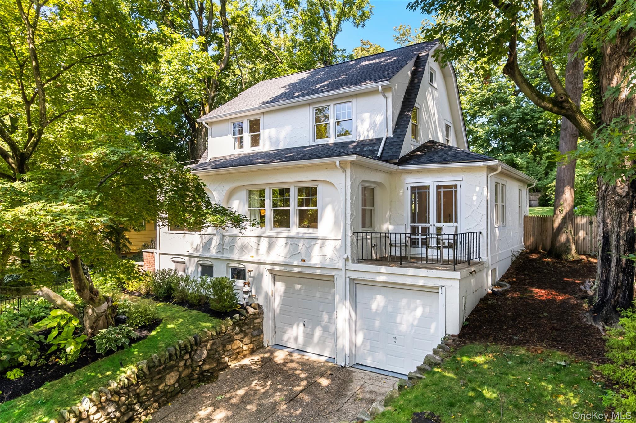 37 Devries Avenue