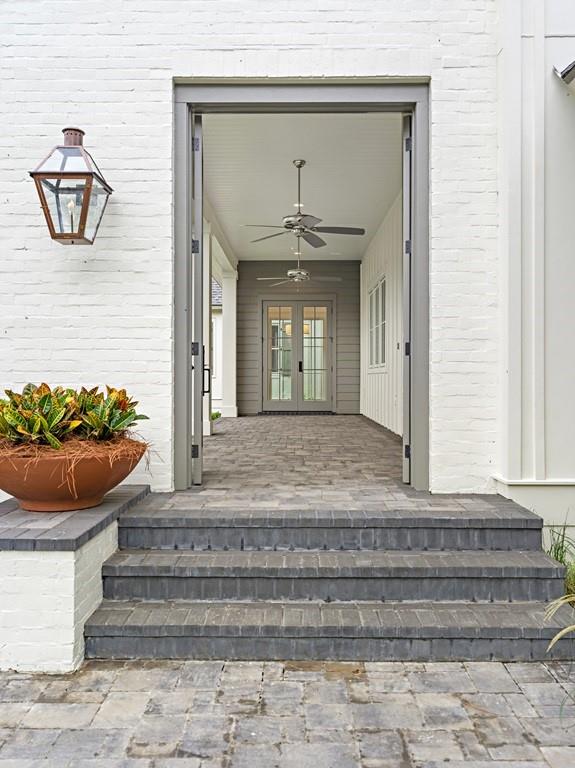 1214 S JAHNCKE Avenue