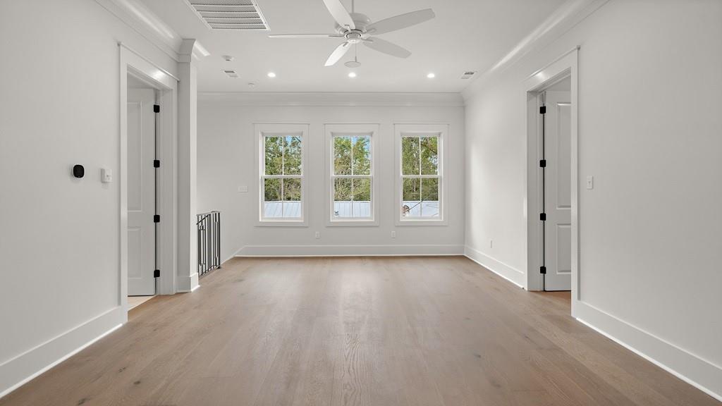 1214 S JAHNCKE Avenue