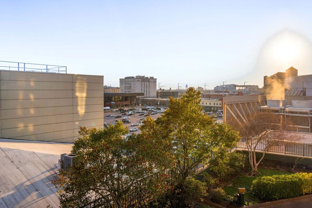 600 PORT OF ORLEANS Place 3B