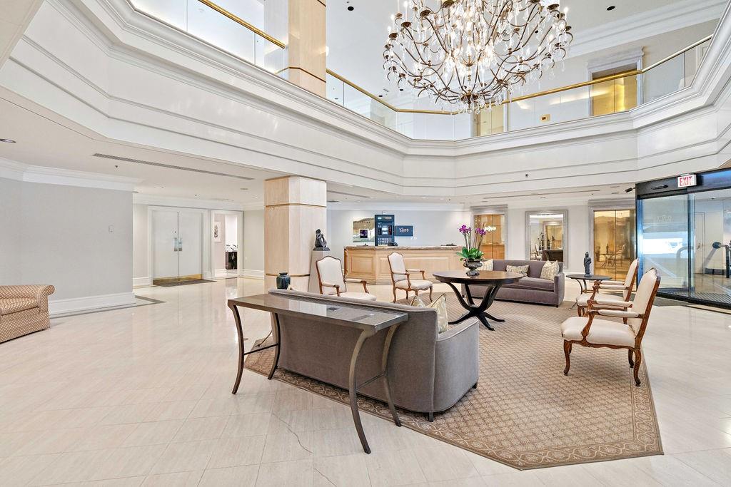 600 PORT OF ORLEANS Place 3B