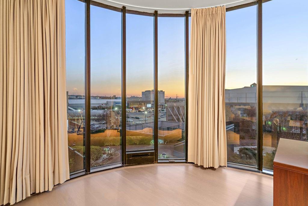 600 PORT OF ORLEANS Place 3B