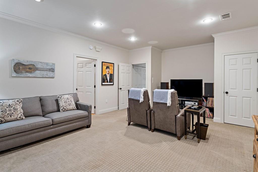 445 PENCARROW Circle