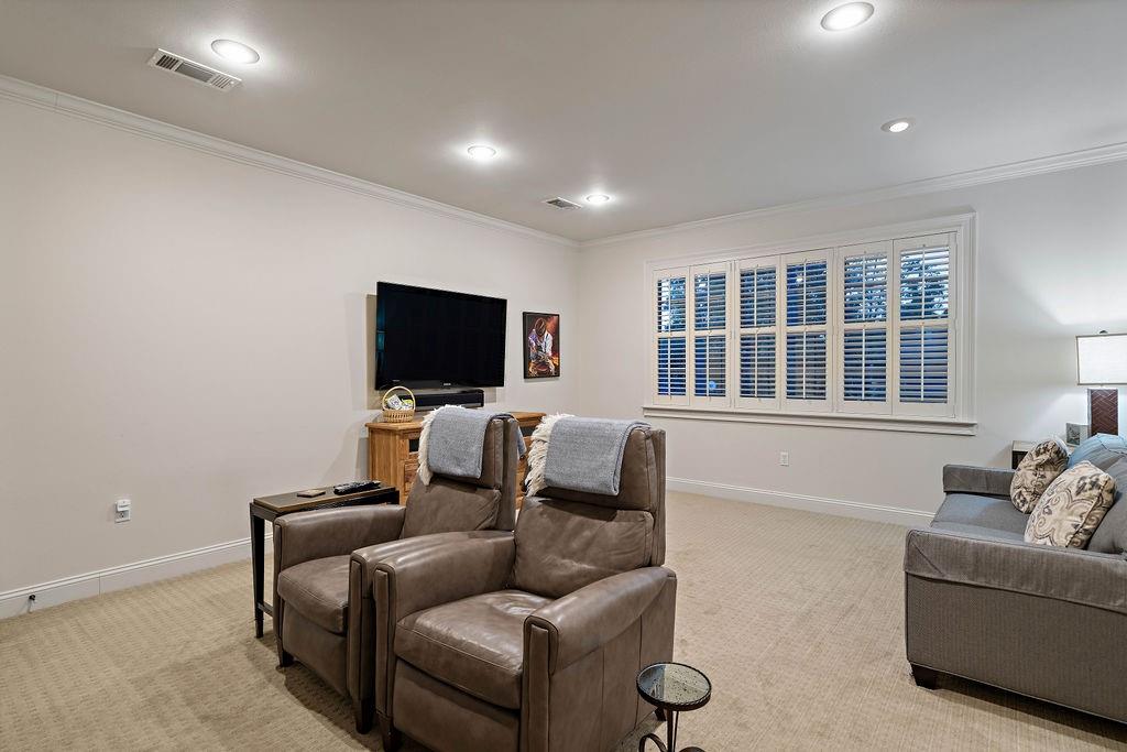 445 PENCARROW Circle