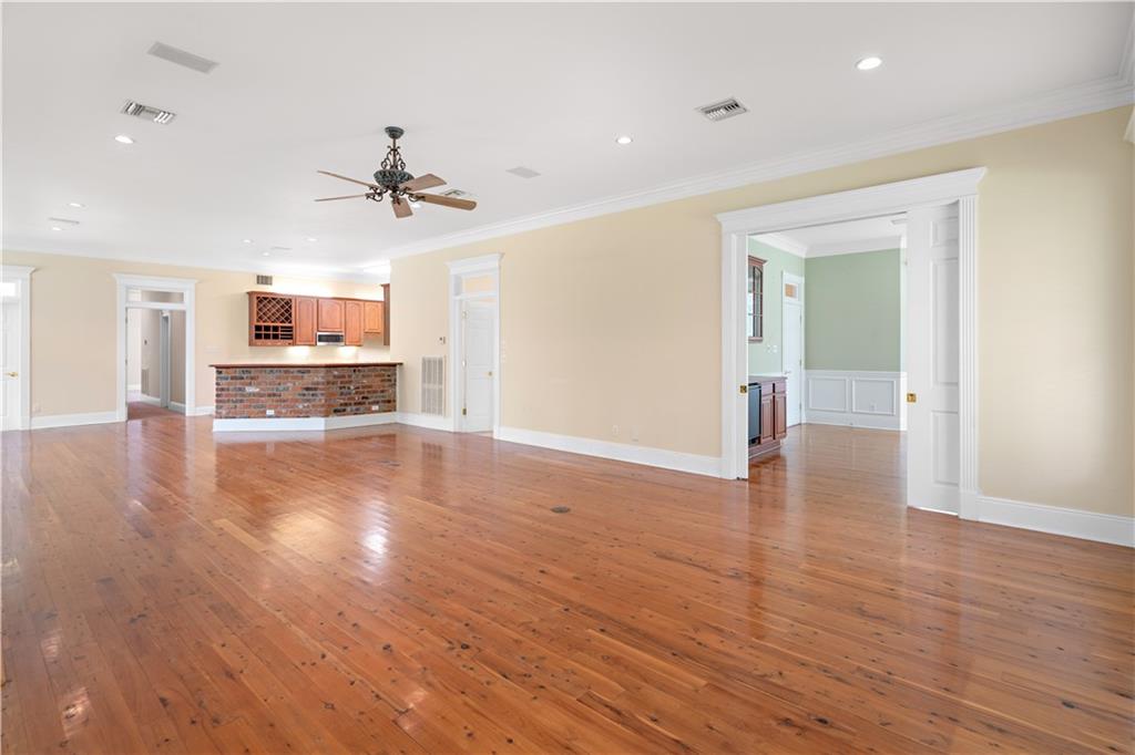 15 BRADY ISLAND Lane